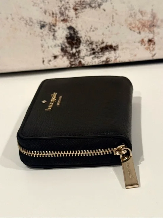 Kate Spade Zip Around Black Pebbled Leather Zip-Around Wallet Never Used - Picture 5 of 7